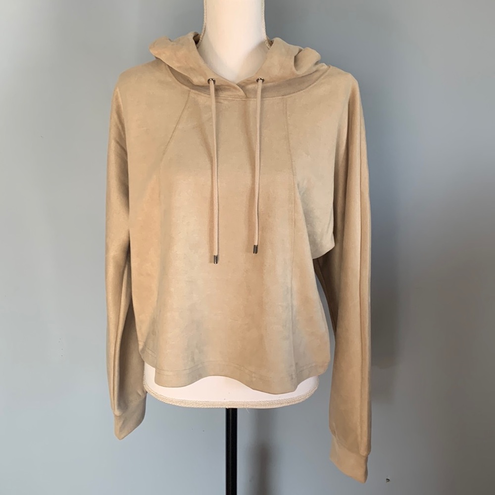 Tahari Hoodie Like Suede Super Soft Size Medium NWT Sandy Tan Color